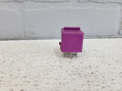 2003-2008 BMW Z4 Siemans 5 Pin Relay Violet Purple OEM - Image 1 of 4