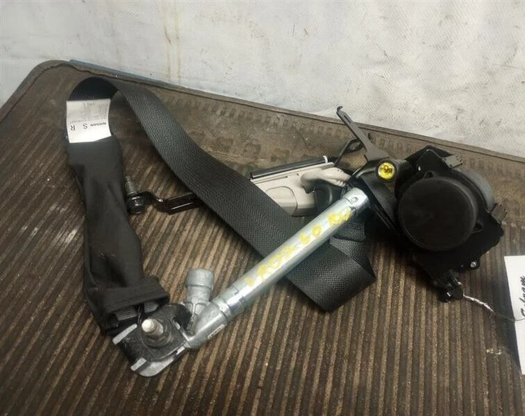 2017-2019 Nissan Qashqai Front Left Driver Seat Belt Retractor Black OEM Foto 1 de 1