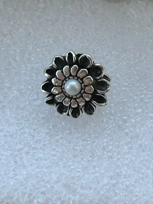 Genuine Sterling Silver TROLLBEADS CHRYSANTHEMUM OF NOVEMBER WITH PEARL. New - Image 1 of 3