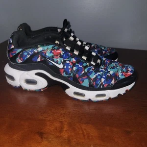Nike Air Max Plus GS 'Black Hyper Blue' Size 5.5Y CU4623-001 - Picture 1 of 10