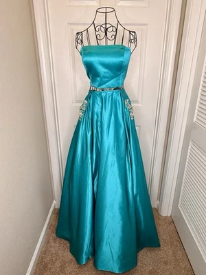 Sherri Hill 2 Piece Turquoise Prom Size 12 - Image 1 of 3