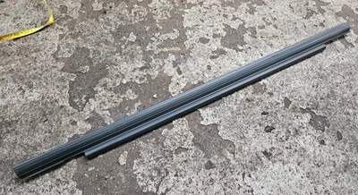 VW CORRADO VR6 BORDE INTERIOR DERECHO CON CLIPS Foto 1 de 4