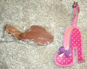 Zwei Schuh Kofferanhänger gebraucht - rosa Fizzi High Heel neu im Karton braun Lederschuh S - Bild 1 von 6