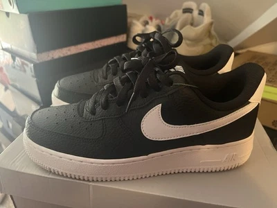 Nike Air Force 1 Low '07 Black White Pebbled Leather Size 7 Men’s - Image 1 of 4