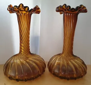 Pair of Eligant Vintage Hand Blown 8" Amber Glass Vase Swirl Twist Ruffed Tops - Picture 1 of 3
