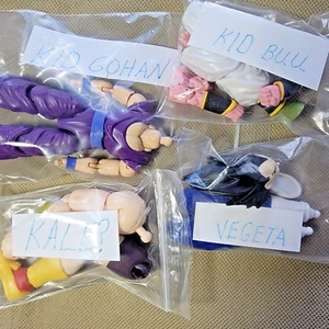Action Figuren Teile Pieces to B.S./S. Vegeta Kid Gohan Buu Grünkohl Arm Bein Hand usw. - Bild 1 von 16