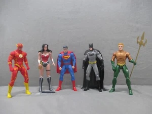 DC Collectibles SUPERMAN BATMAN Diseñador Serie Liga de la Justicia Greg Capullo Lote - Imagen 1 de 9