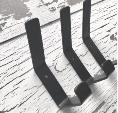 Paquete de 5 - Gancho de pared de hierro industrial para abrigo de granja moderno rústico de metal negro  Foto 1 de 4