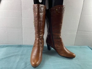 Beacon Reflections Tall Boots Women 7.5W Wide Shoes Brown Leather Beaded Heeled - Imagen 1 de 18