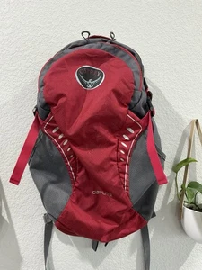 Osprey Daylite H2O Compatible Daypack Backpack Hiking Trail Travel Bag Red Grey - Picture 1 of 7