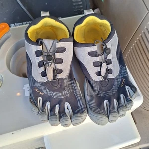 Vibram FiveFingers V-Trek Barefoot Running Shoe Size 11.5 US 45 EU Gray # M358 - Picture 1 of 10