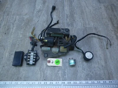 Honda CB550K 1975 cuatro H692-2) regulador rectificador solenoide fusible pitido relé Foto 1 de 4