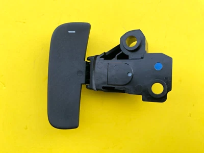 2014-2018 MAZDA 3 РУЛЕВОЕ КОЛЕСО ЛЕВАЯ СТОРОНА ПЕРЕКЛЮЧАТЕЛЬ ПОДРУЛЕВОГО КОЛЕСА OEM 189666 - Изображение 1 из 3