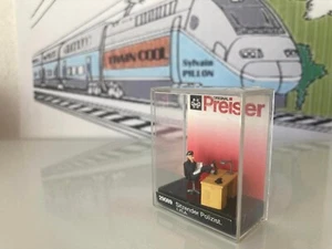 29089 PREISER BOITE DE PERSONNAGE POLICIER AMERICAIN ASSIS ECHELLE HO 1/87 - Imagen 1 de 1