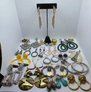 Pierced Earrings Lot Rhinestones Vintage To Modern All Wearable 27 Pairs - Picture 1 of 11