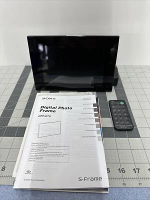 SONY Digital Picture Frame S-Frame DPF-D70  Black With Remote + Adapter Tested - Image 1 of 4