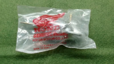GRIFO DE COMBUSTIBLE HONDA XL125 TL125 PETCOCK NOS OEM SELLADO 16950-365-671 Foto 1 de 2