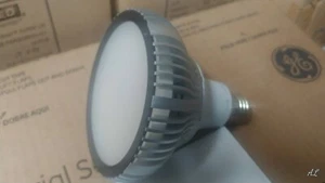 Dimmable Daylight LED Brighttleaf PAR38 Diffuser Low Energy Lamps 16.4Watt-2700K - Picture 1 of 12