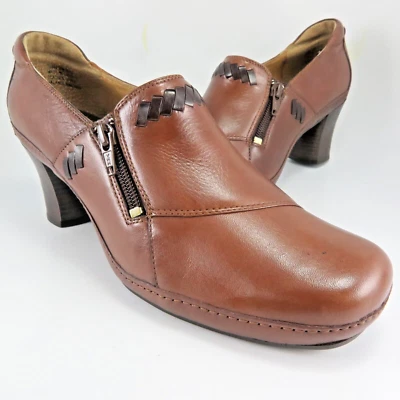 Zapatos de salón vintage ~ Clarks artesanales con cremallera lateral para mujer talla 9,5 M de cuero marrón Foto 1 de 4