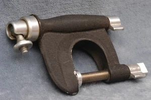 SMALL TABLE/FENCE CLAMP FOR SMALL PHOTOGRAPHIC CAMERAS - Picture 1 of 1