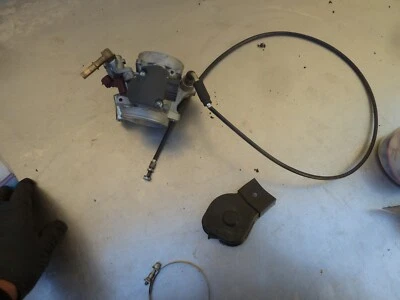 Throttle body with TPS sensor 2011 Husqvarna SM630 SMS630 OEM #N8 - Image 1 of 4