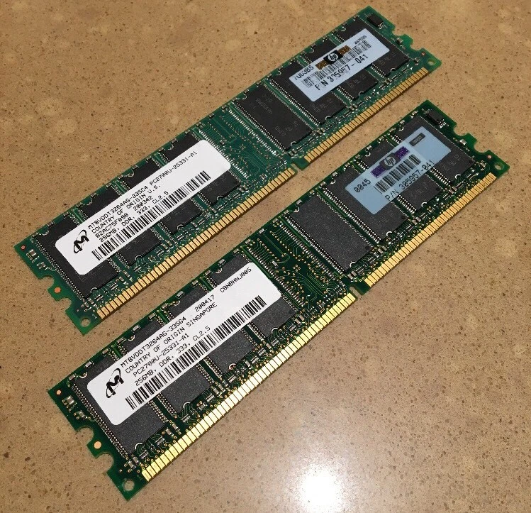 256MB DDR RAM PC2700U 333MHz CL2.5  KT305957-041-INCE5  HP 305957-041 Kingston - Image 1 of 1