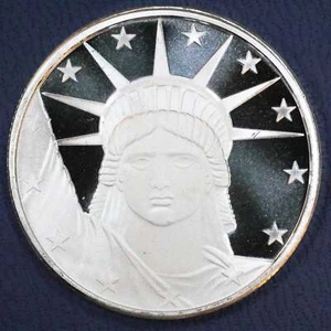 SilverTowne Lady Liberty 1 oz Silver Round .999 Fine - Picture 1 of 2