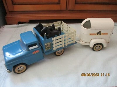 Camión de juguete Tonka Farms 1962 con estaca con remolque, caballos, estacas, azul, bueno Foto 1 de 4