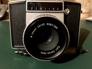 Rare Pentina 35mm SLR camera with carl zeiss Tessar 28/50mm lens. Original Box - Picture 1 of 16