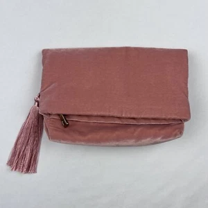 Neu 98 $ J. Kleine Clutch Handtasche Rundhalsausschnitt Rouge Rosa Samt Quaste - Bild 1 von 7