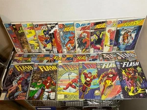 Lote de 30 cómics de The FLASH (DC Comics) números 1...136 - Imagen 1 de 3