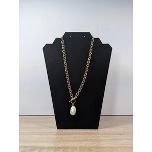 20” Gold Tone Chain Necklace w/ Toggle Clasp & Faux Baroque Pearl Pendant  - Picture 1 of 1