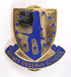 U.S. Army Unit Crest "US Army Reserve Forces School" - Picture 1 of 3