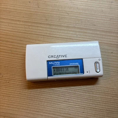 Creative MuVo V200 White Blue ( 256MB ) MP3 Player FM Radio DAP-TD0005 - Image 1 of 4