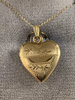 Heart Locket | 14K Yellow Gold Necklace & 18" Chain | 1960s | NOS - Image 1 of 4