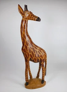 Escultura artística jirafa tallada a mano, pintada a mano de 12" de alto de Kenia. - Imagen 1 de 11