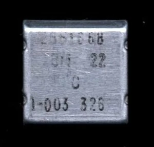 Chip IBM MST-1 255 1668, chip integrado temprano de finales de 1960. - Imagen 1 de 2