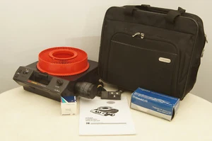 Proyector Kodak Carousel 4400, lente zoom, bandeja, bombilla, control remoto, bolsa - Imagen 1 de 11
