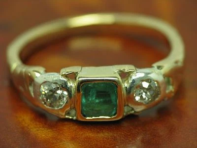 14kt 585 bicolor Gold Art-Decó Ring mit 0,22ct Diamant & 0,40ct Smaragd / RG 54 - Bild 1 von 4