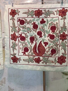 Suzani Pillow Crewel Covers New 18”x18” Pmegranates/Flowers set of 2 Uzbekistan - Picture 1 of 5