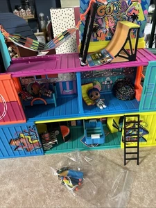 LOL surprise clubhouse playset club house - Picture 1 of 7