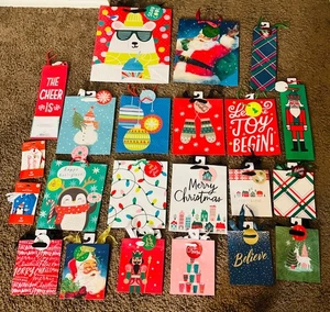 LOT of 22 Hallmark Christmas Holiday Gift Bags Assorted Sizes w/Gift Tags New - Picture 1 of 7