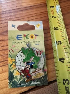 LE Disney Pin EPCOT Flower Garden Fest Mickey Sorcerer Fantasia Hyacinth Topiary - Picture 1 of 3