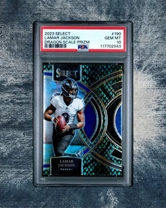 2023 Select Premier Level Lamar Jackson #190 Dragon Scale Prizm /70 PSA 10 - Foto 1 di 2