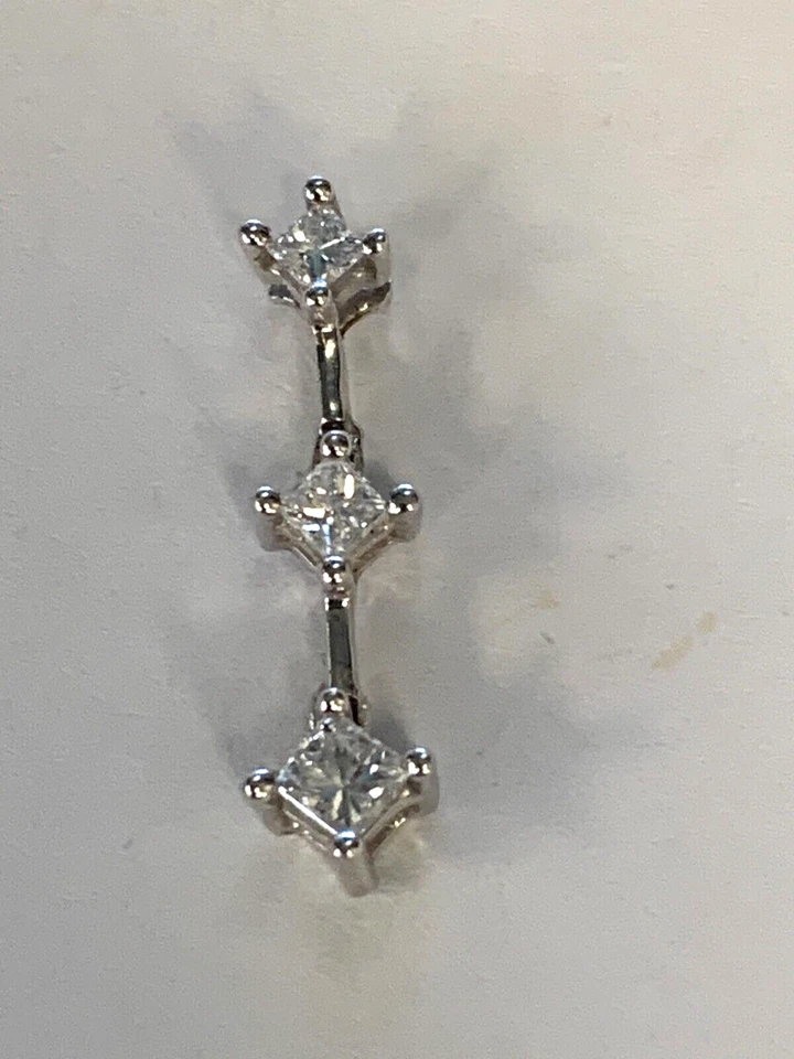 10k WHITE GOLD DIAMOND PENDANT ESTATE Foto 1 de 1