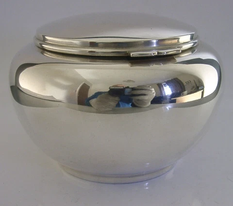 LARGE 270g PORTUGUESE SOLID SILVER TEA CADDY or TABLE BOX 1950 STYLISH SUPERB Cover
