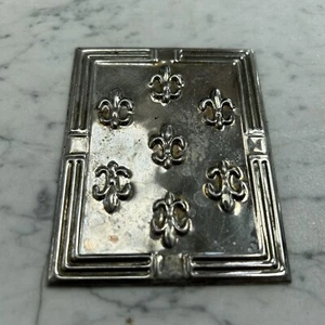 OLD METAL PLATE WITH LILIES - Picture 1 of 2