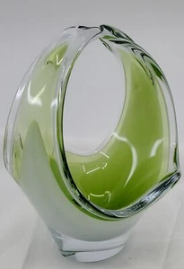 Impresionante Escultura Verde Aguacate Vidrio Arte Flygsfors Coquille Firmada por Paul Kedelv - Imagen 1 de 9