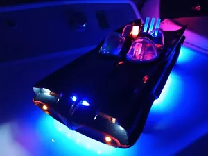 MATTEL TV CLASSICS 1966 LED BATMOBILE ELEC SOUNDS WORKING LIGHTS ADAM WEST - Picture 1 of 24