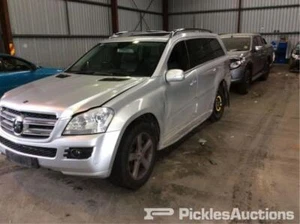 MERCEDES BENZ GL CLASS X164 09/06-2015 LEFT ROOF RAIL 751011 - Picture 1 of 12